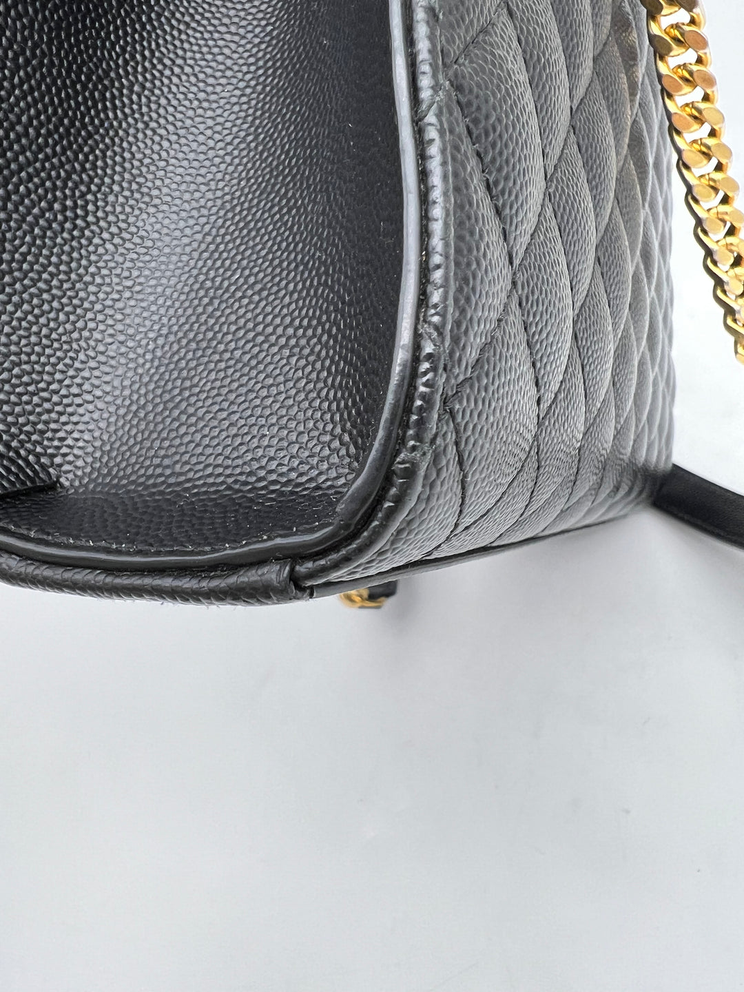 YVES SAINT LAURENT MEDIUM ENVELOPE LEATHER GHW