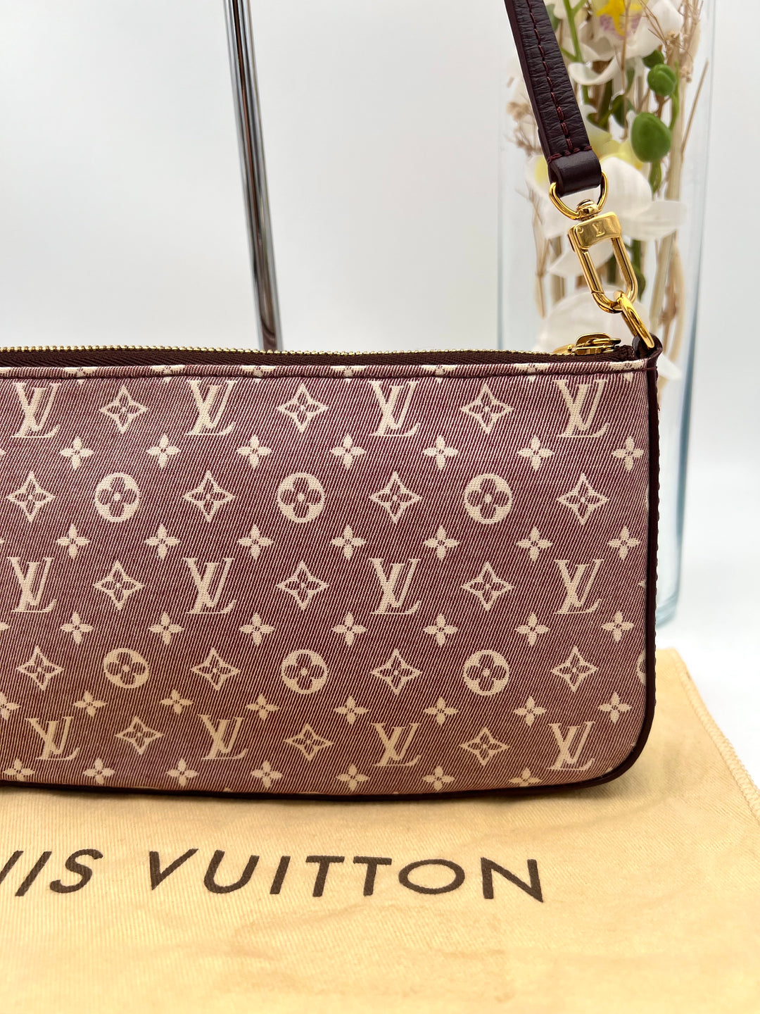 LOUIS VUITTON POCHETTE ACCESSORIES IDYLLE