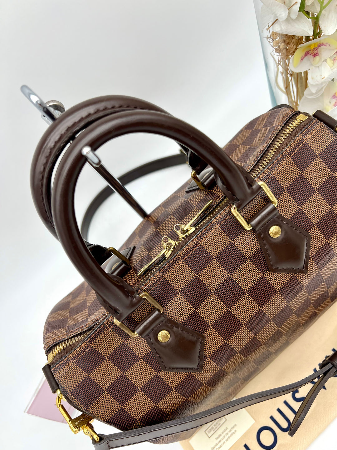LOUIS VUITTON BANDOULIERE 25 DAMIER EBENE