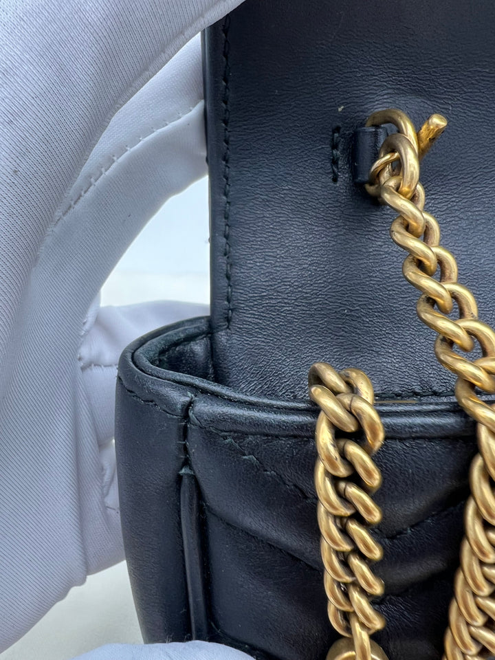 GUCCI GG MARMONT SUPER MINI METALASSE BLACK
