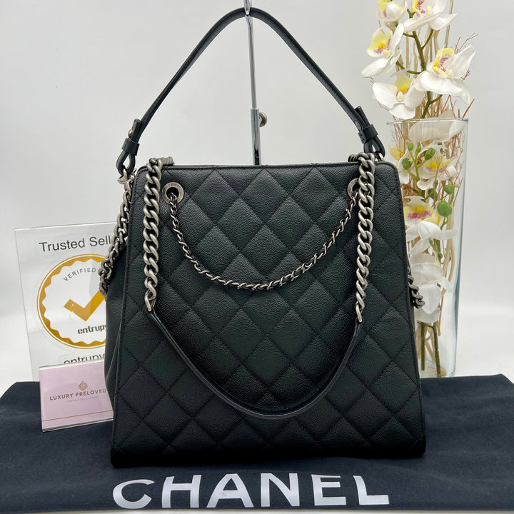 CHANEL CAVIAR QUILTED BUCKET BAG