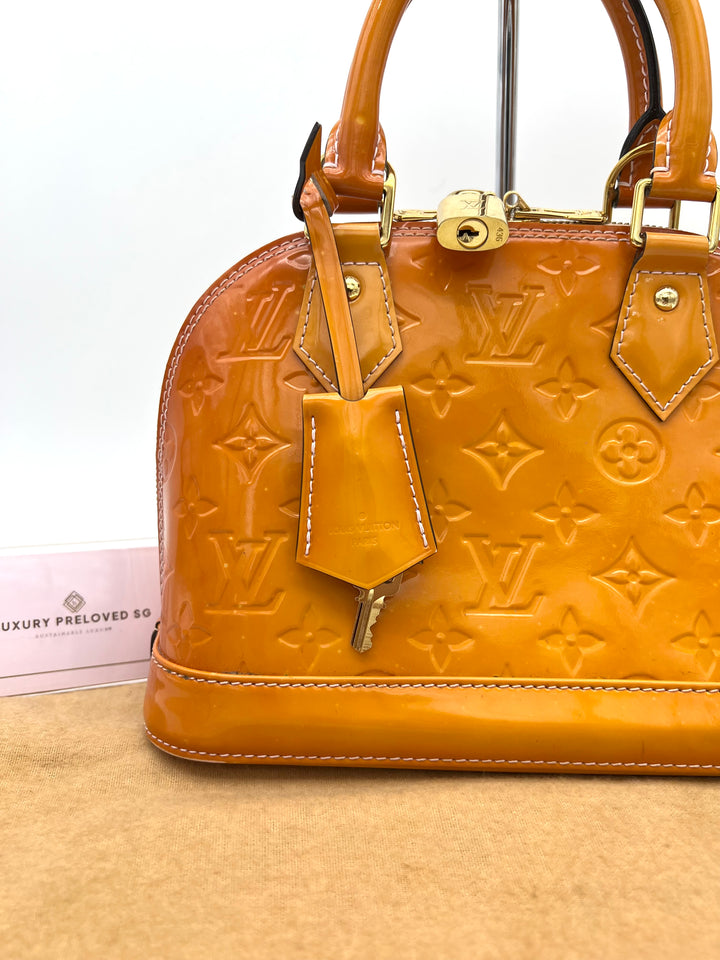 LOUIS VUITTON ALMA BB VERNIS