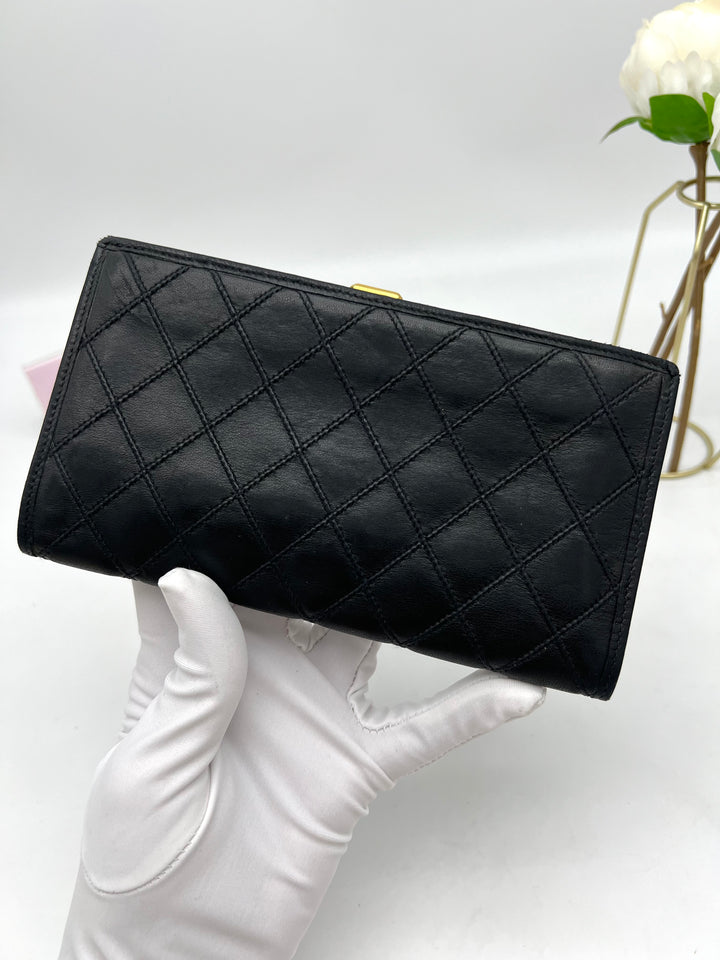 CHANEL VINTAGE QUILTED LAMBSKIN WALLET