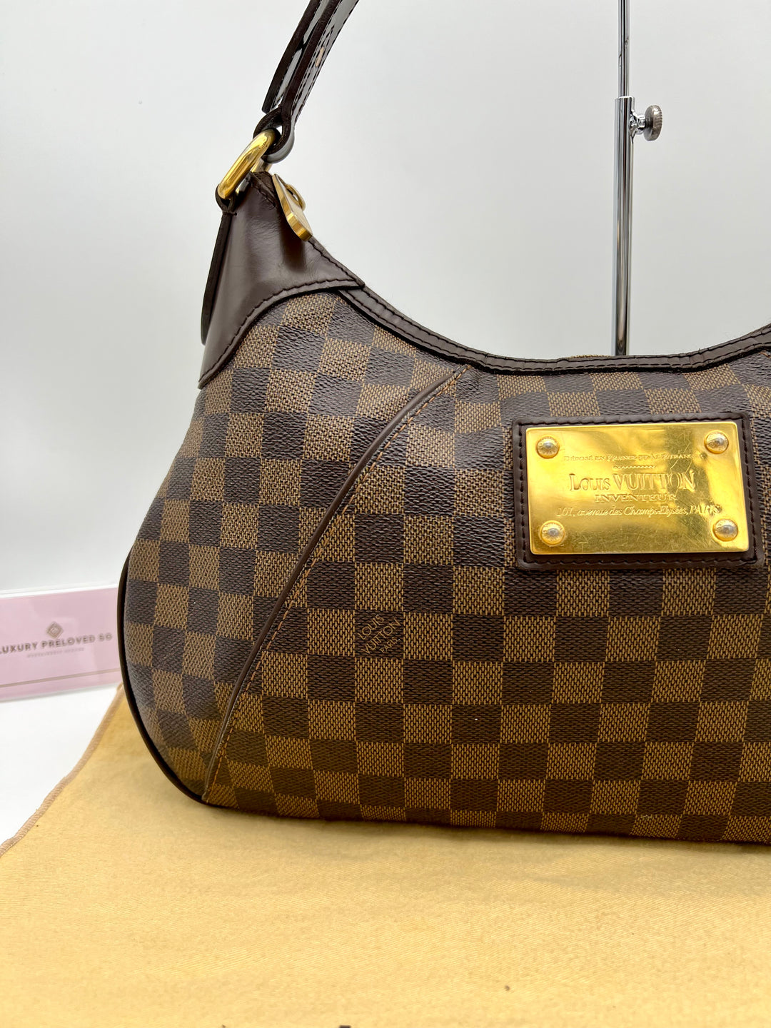 LOUIS VUITTON THAMES MM DAMIER
