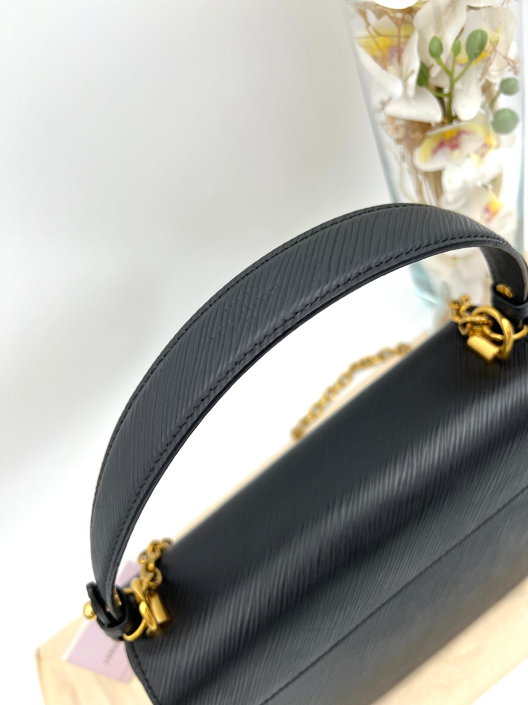LOUIS VUITTON TWIST BLACK EPI GHW
