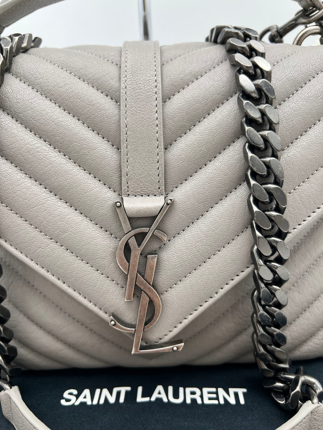 YVES SAINT LAURENT COLLEGE CHEVRON QUILTED BAG SHW MEDIUM