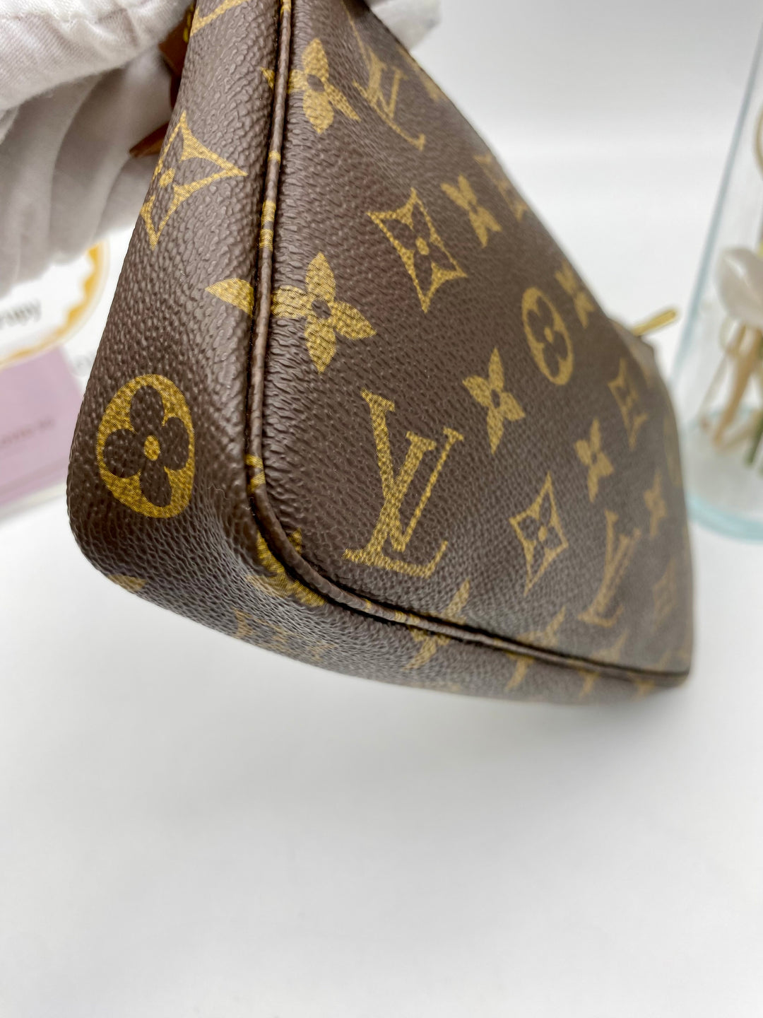 LOUIS VUITTON POCHETTE ACCESSOIRES MONOGRAM