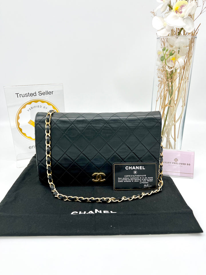 CHANEL VINTAGE LAMBSKIN FULL FLAP BAG