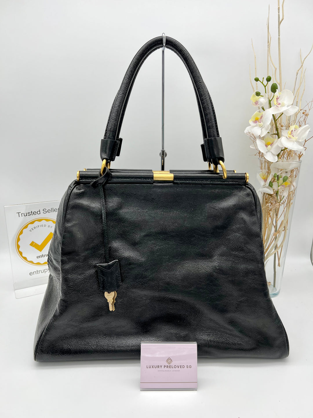 YVES SAINT LAURENT MAJORELLE TOTE PATENT LEATHER