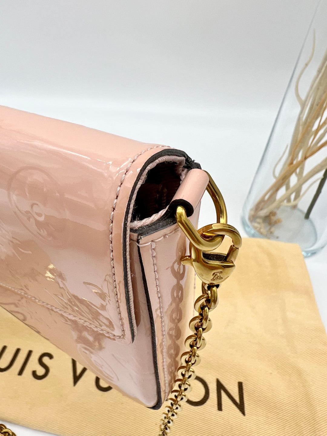 LOUIS VUITTON FELICIE IN PINK PATENT LEATHER