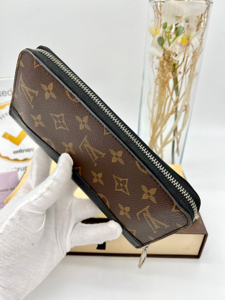 LOUIS VUITTON MONOGRAM MACASSAR WALLET