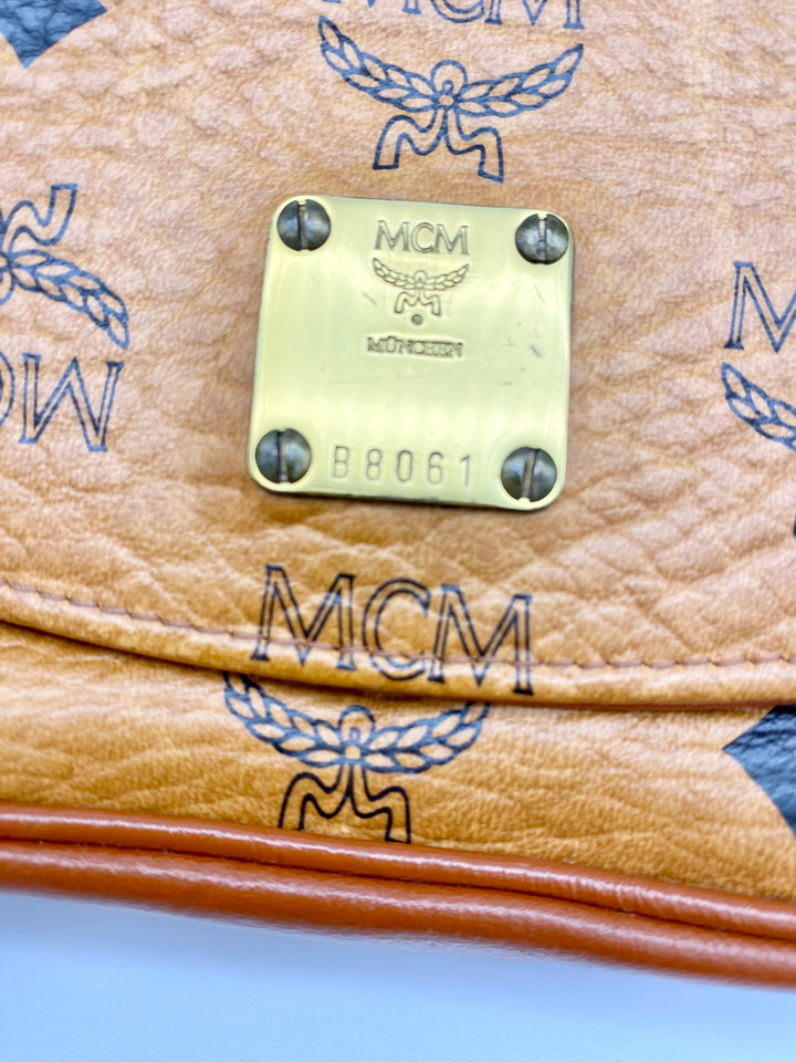 MCM MINI VISETOS COGNAC CROSSBODY