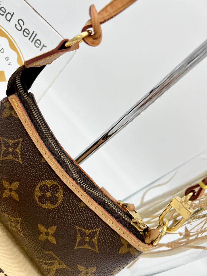 LOUIS VUITTON MINI DELIGHTFUL MONOGRAM