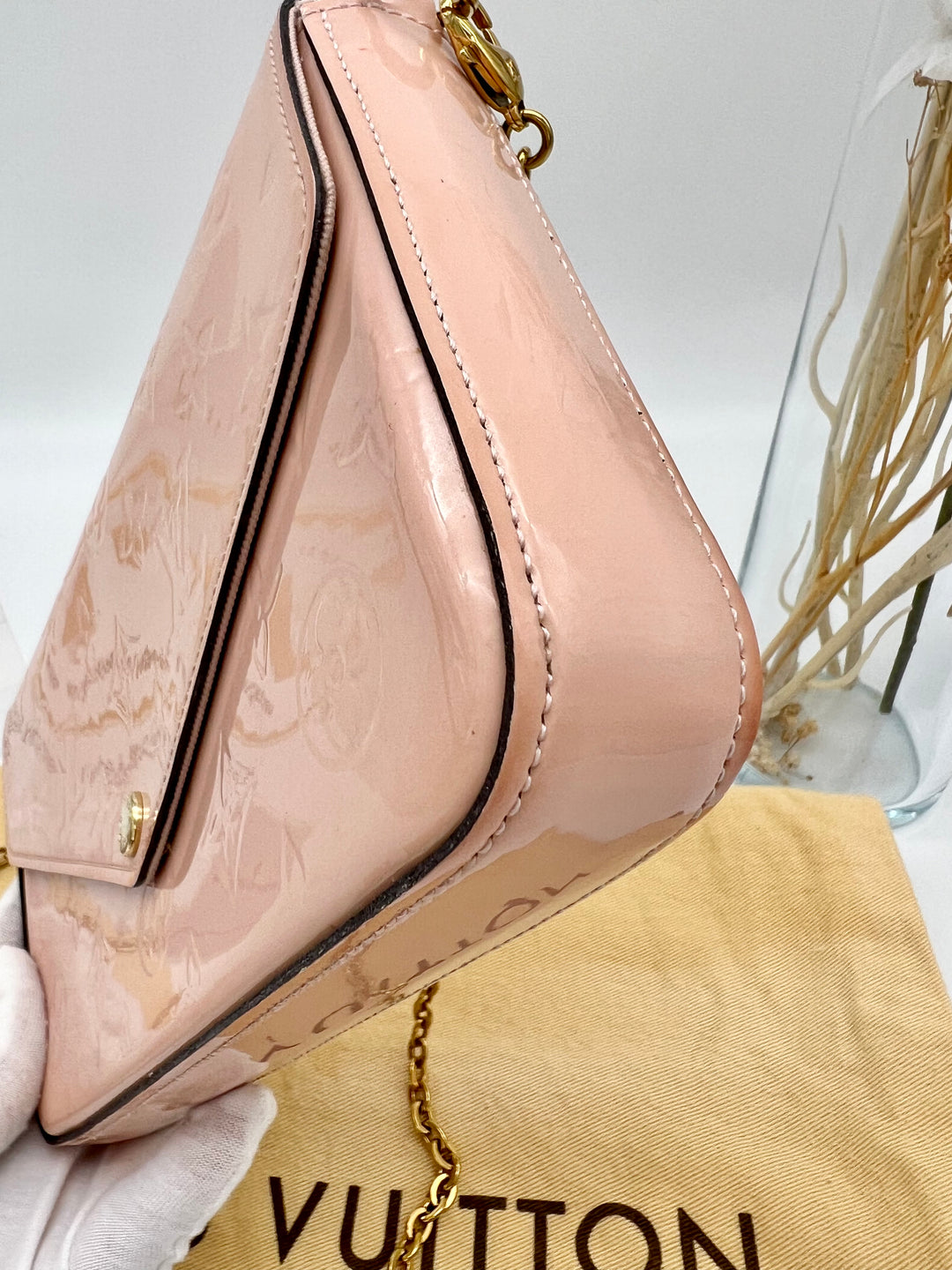 LOUIS VUITTON FELICIE IN PINK PATENT LEATHER