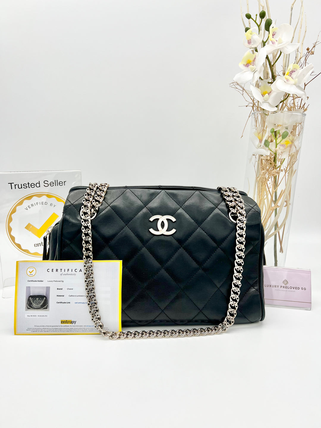 CHANEL VINTAGE QUILTED SHOULDER BAG