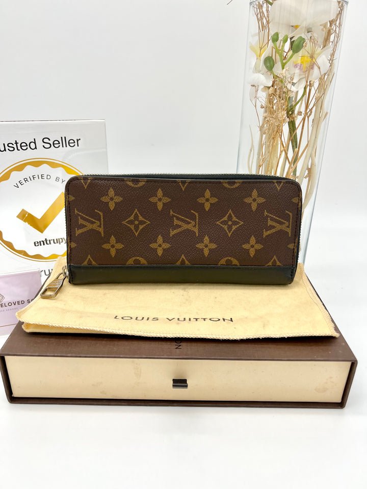 LOUIS VUITTON MONOGRAM MACASSAR WALLET