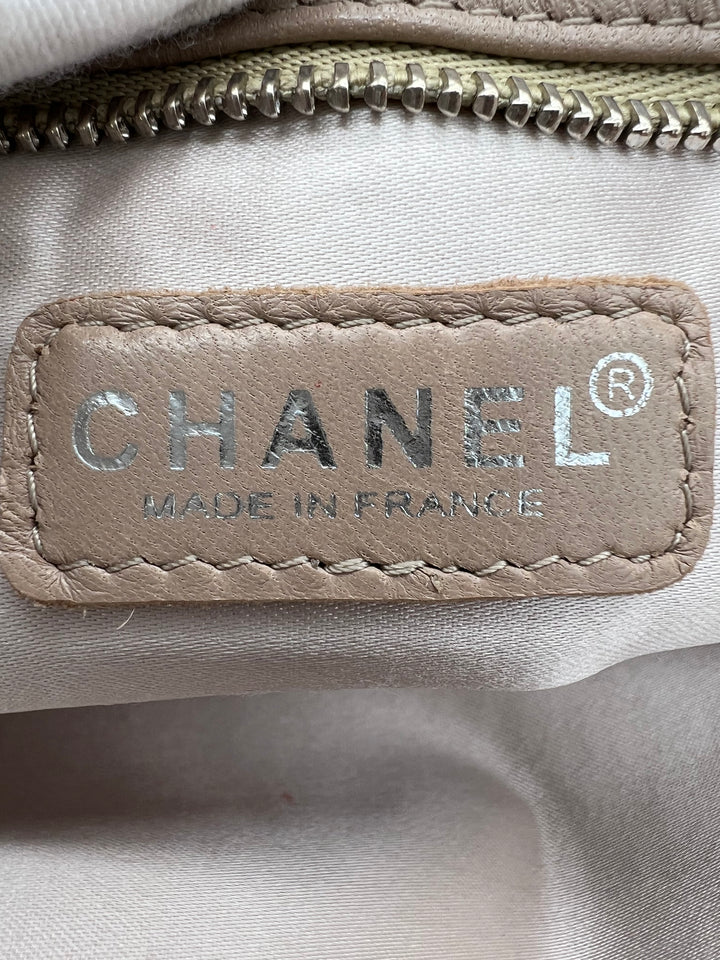 CHANEL TRAVELINE POUCH