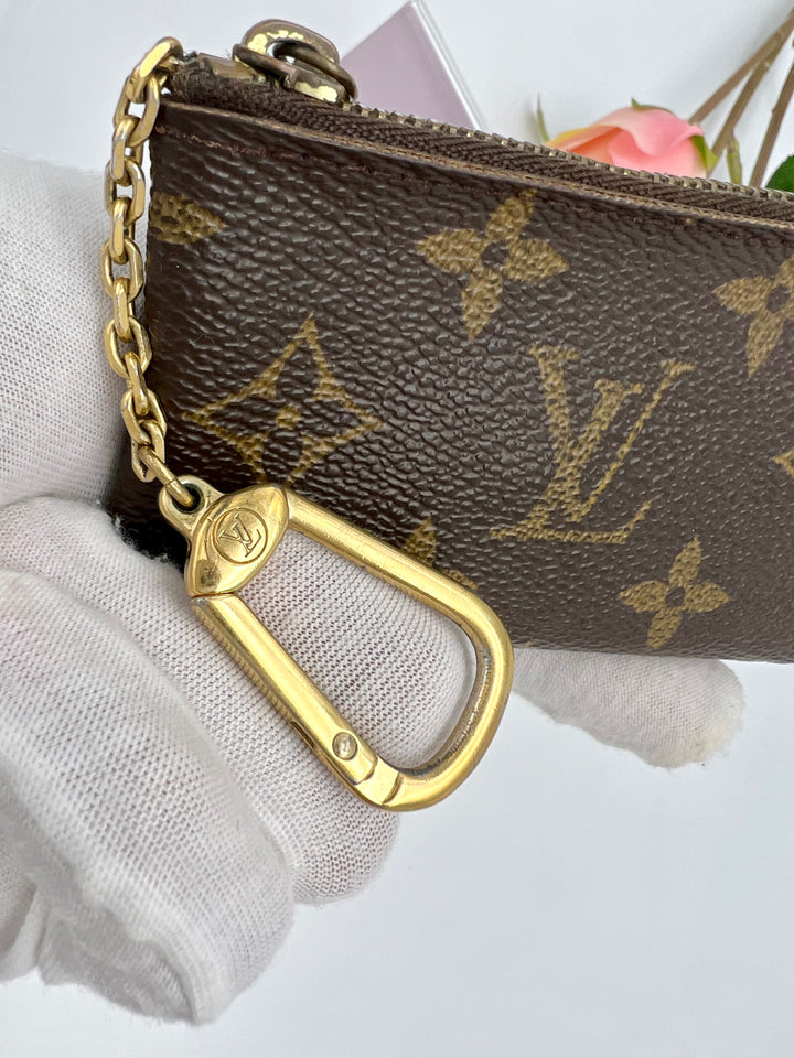 LOUIS VUITTON MONOGRAM CLES