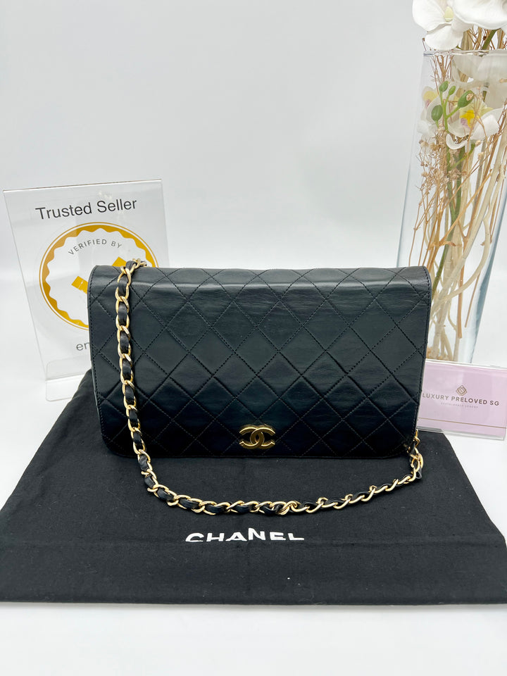 CHANEL VINTAGE LAMBSKIN FULL FLAP BAG