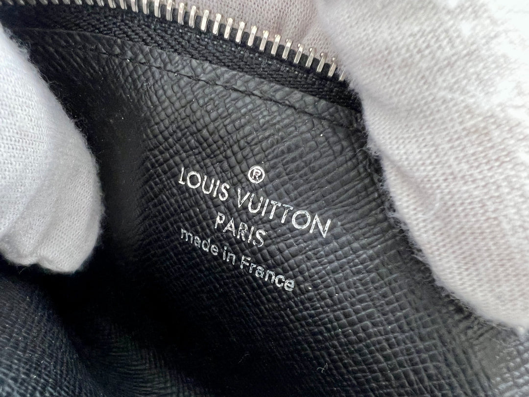 LOUIS VUITTON GRAPHITE CLES