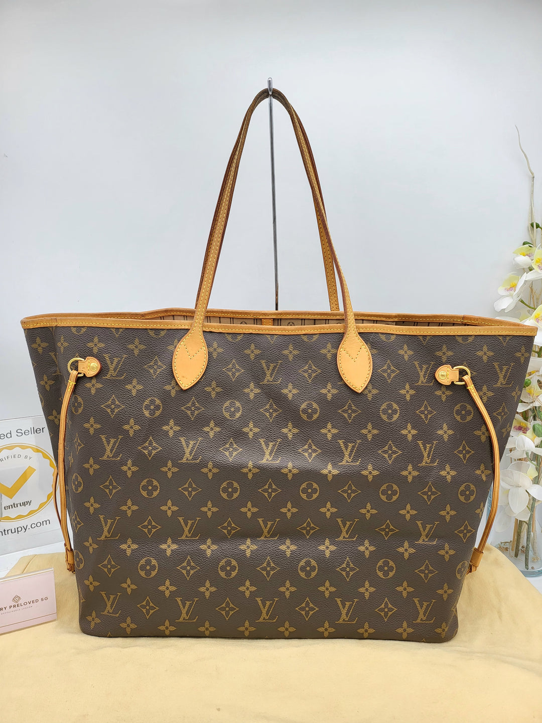 LOUIS VUITTON GM MONOGRAM