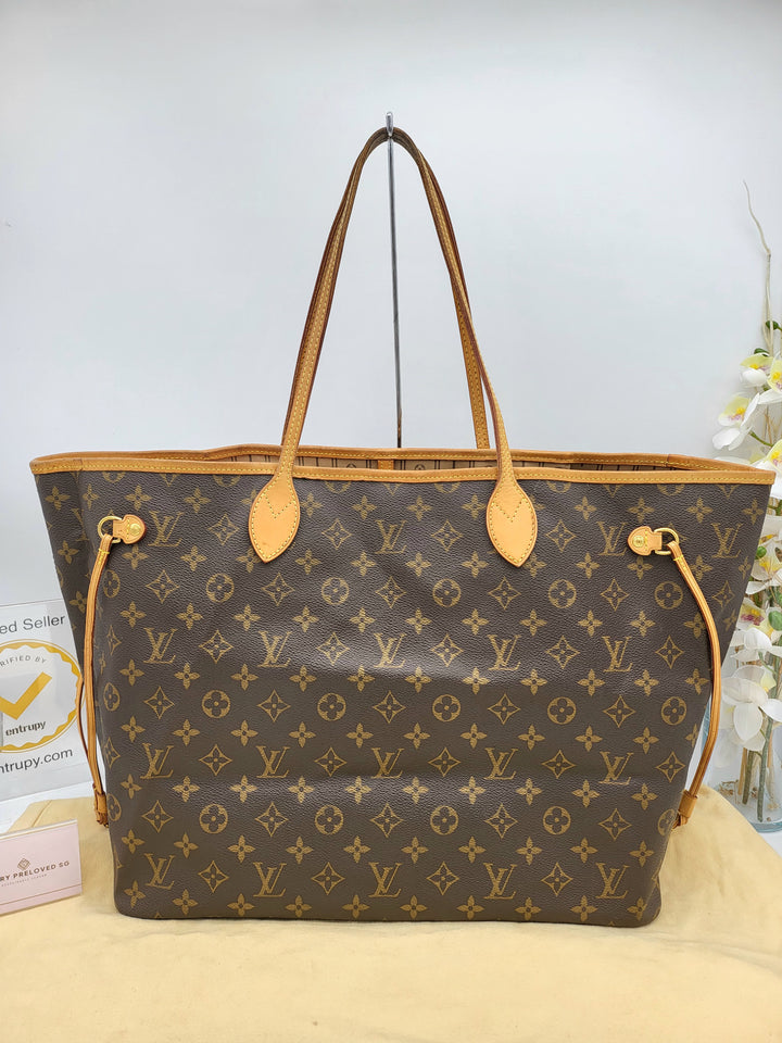LOUIS VUITTON GM MONOGRAM