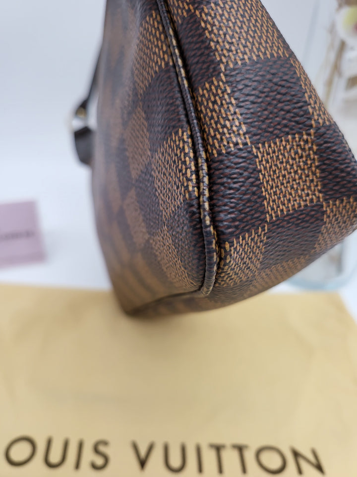 LOUIS VUITTON POCHETTE ACCESSORIES DAMIER