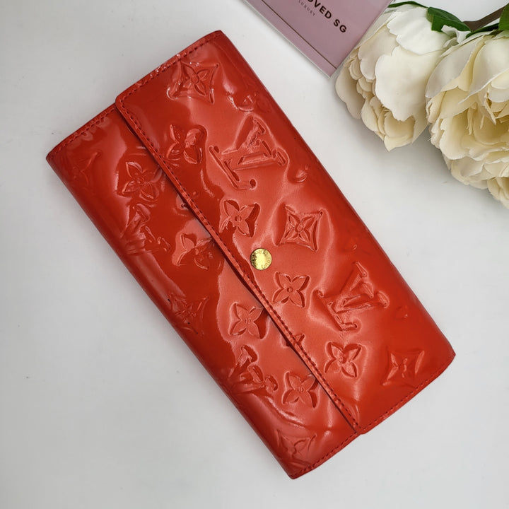 LOUIS VUITTON VERNIS WALLET