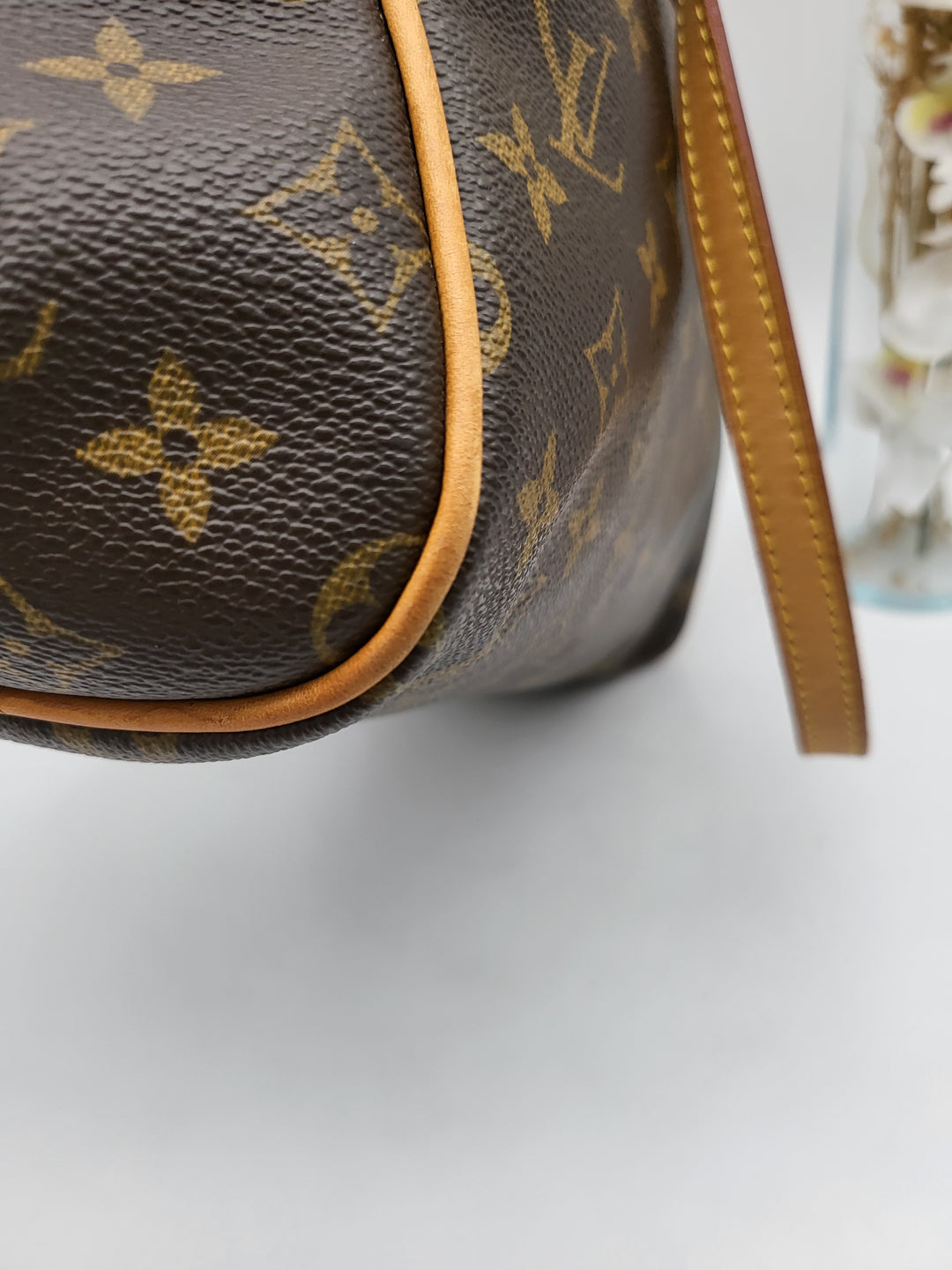 LOUIS VUITTON MONTROGUEIL PM