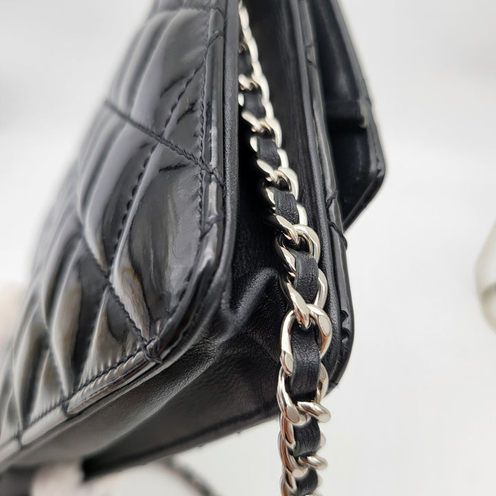 CHANEL PATENT LEATHER WALLET ON CHAIN