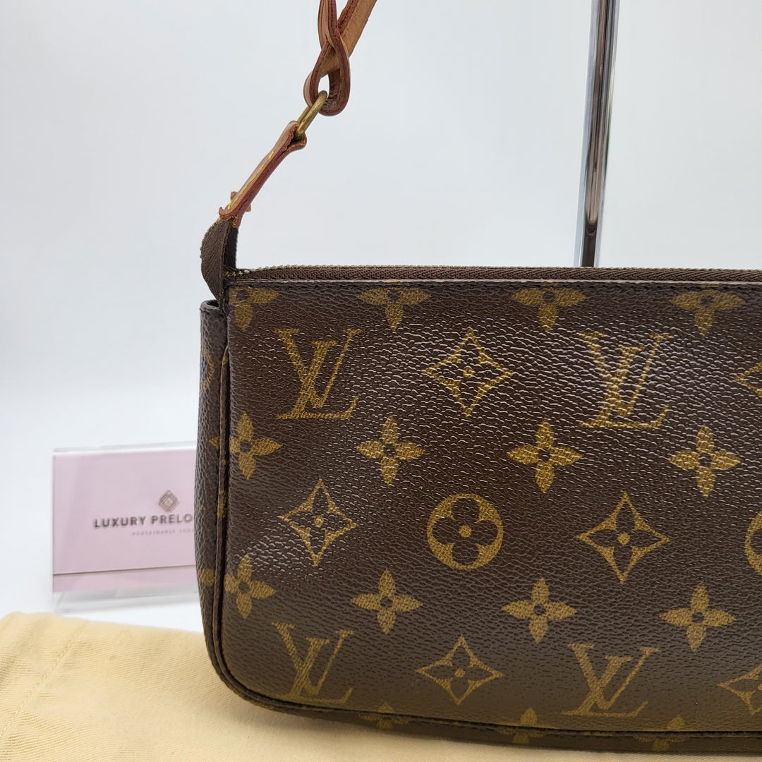 LOUIS VUITTON POCHETTE ACCESSOIRES MONOGRAM