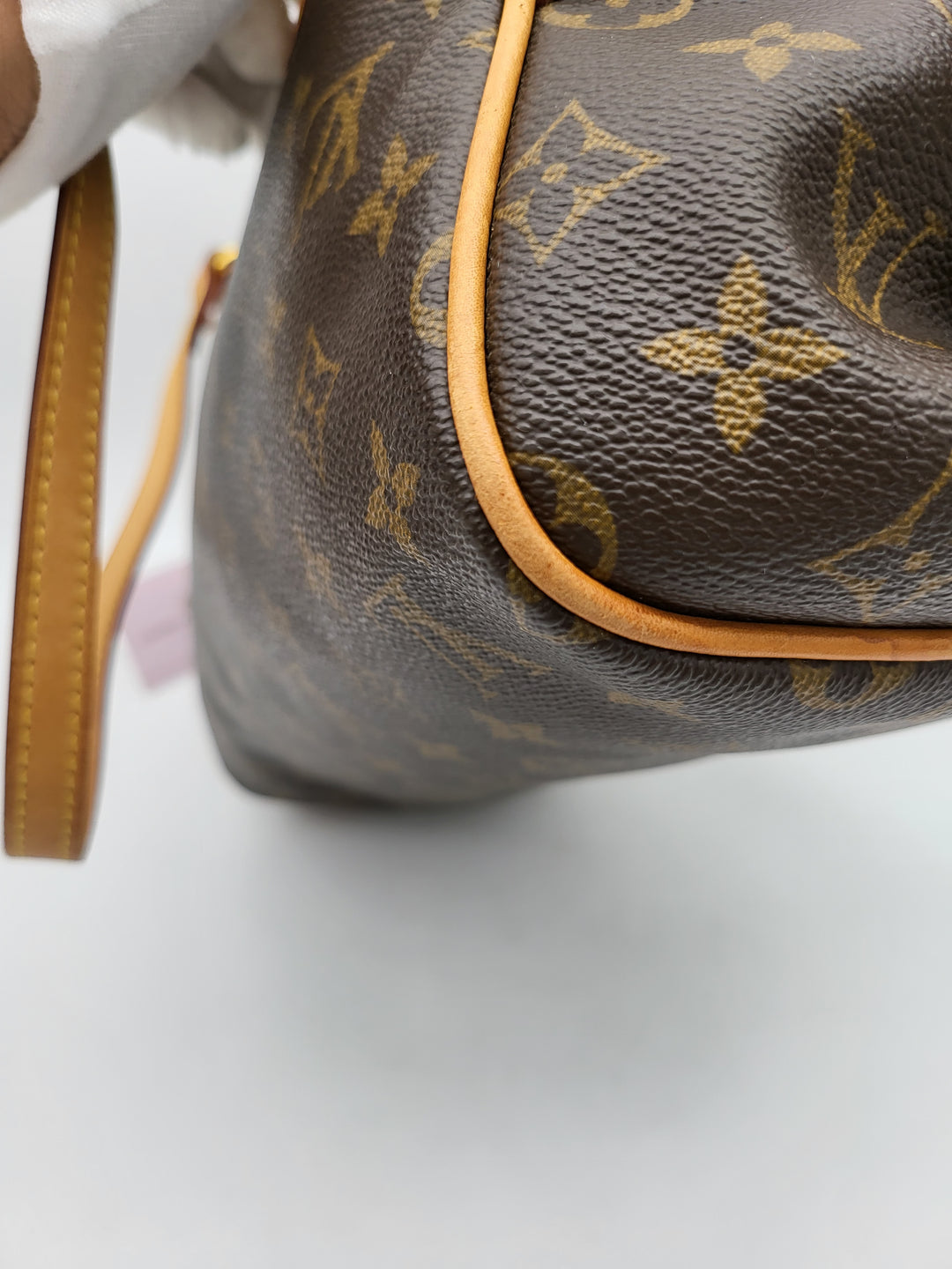 LOUIS VUITTON MONTROGUEIL PM