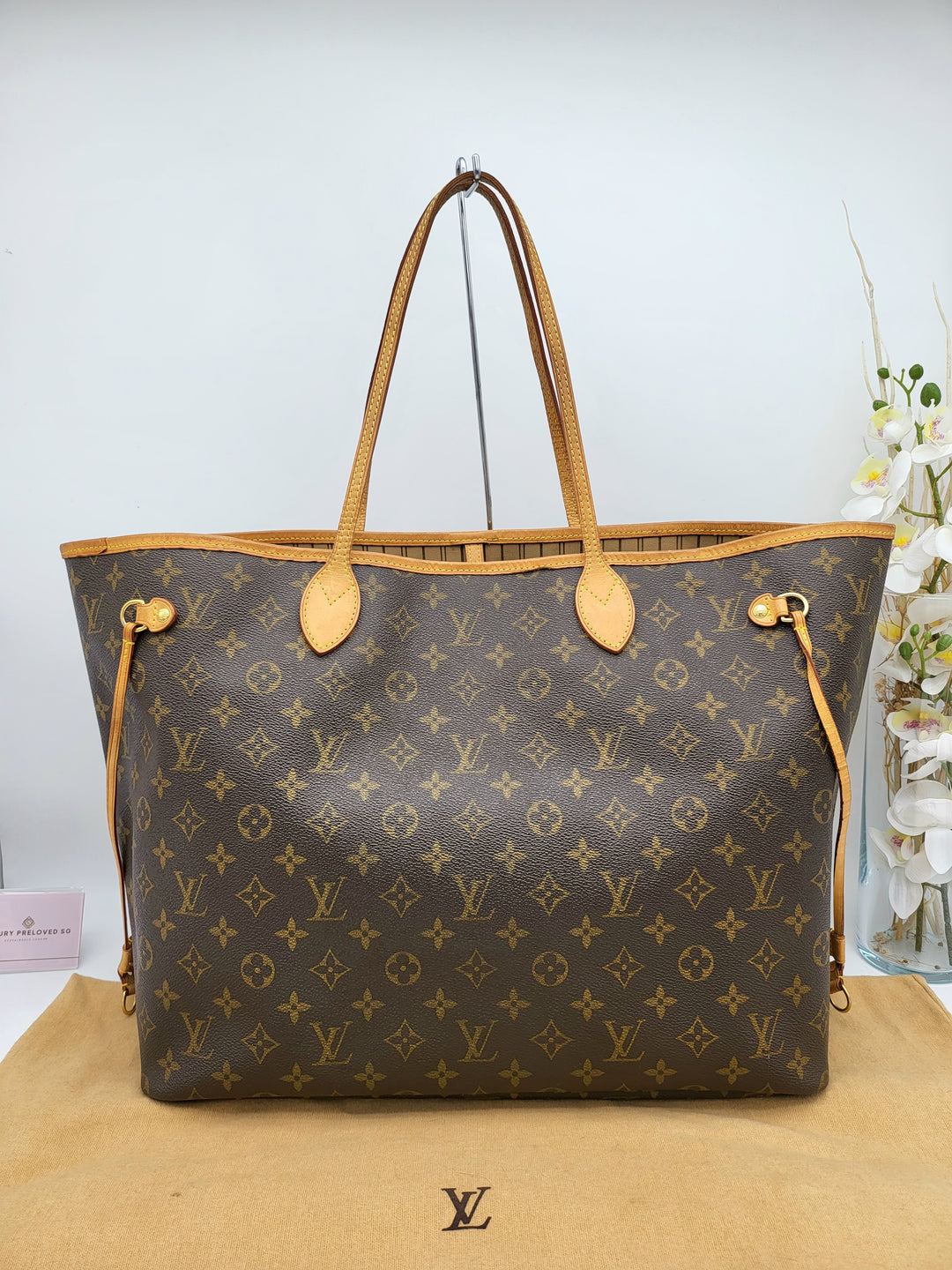 LOUIS VUITTON GM MONOGRAM