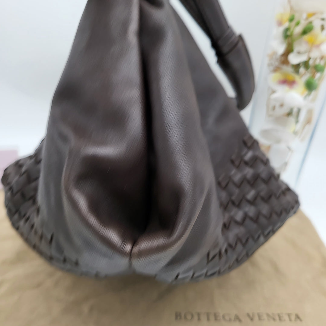 BOTTEGA VENETA INTERECCAITO SHOULDER BAG