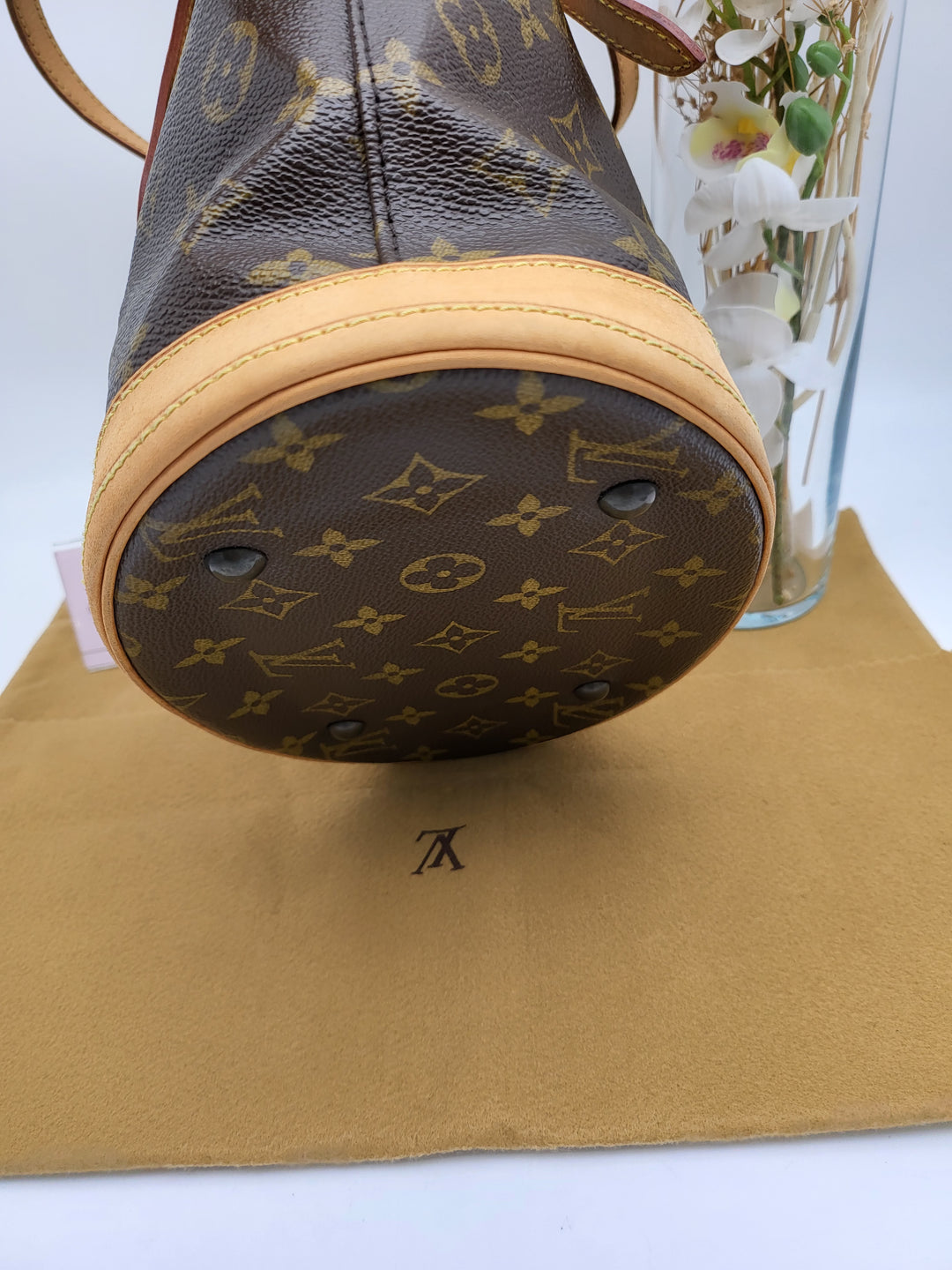 LOUIS VUITTON BUCKET PM MONOGRAM