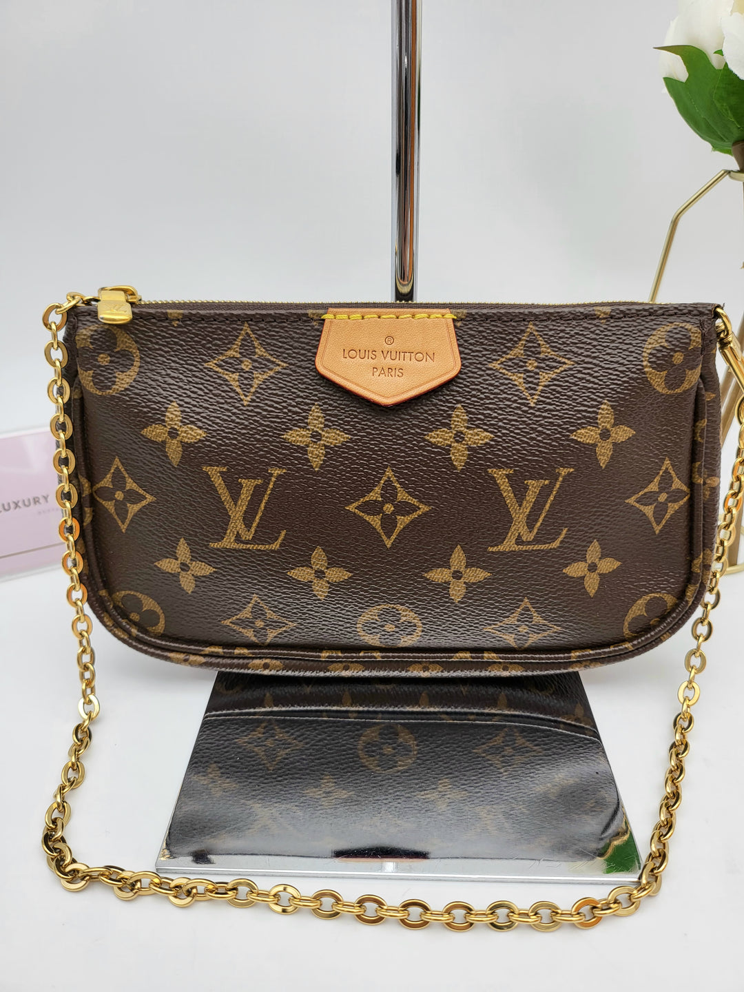 LOUIS VUITTON MULTI POCHETTE( RFID )