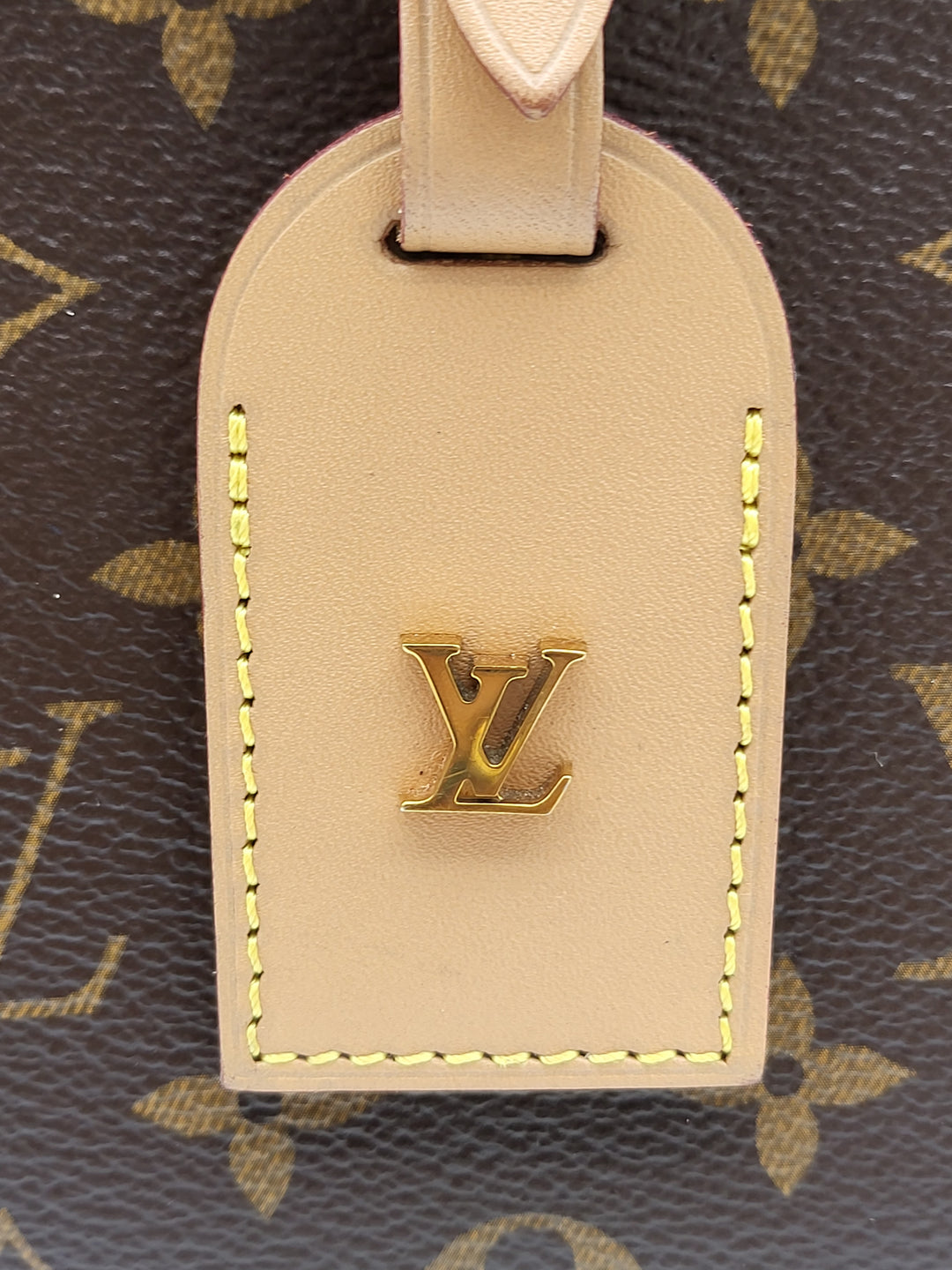 LOUIS VUITTON BOITE CHAPEAU  MONOGRAM