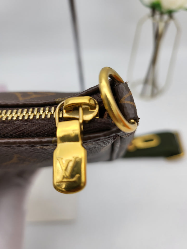 LOUIS VUITTON MULTI POCHETTE( RFID )