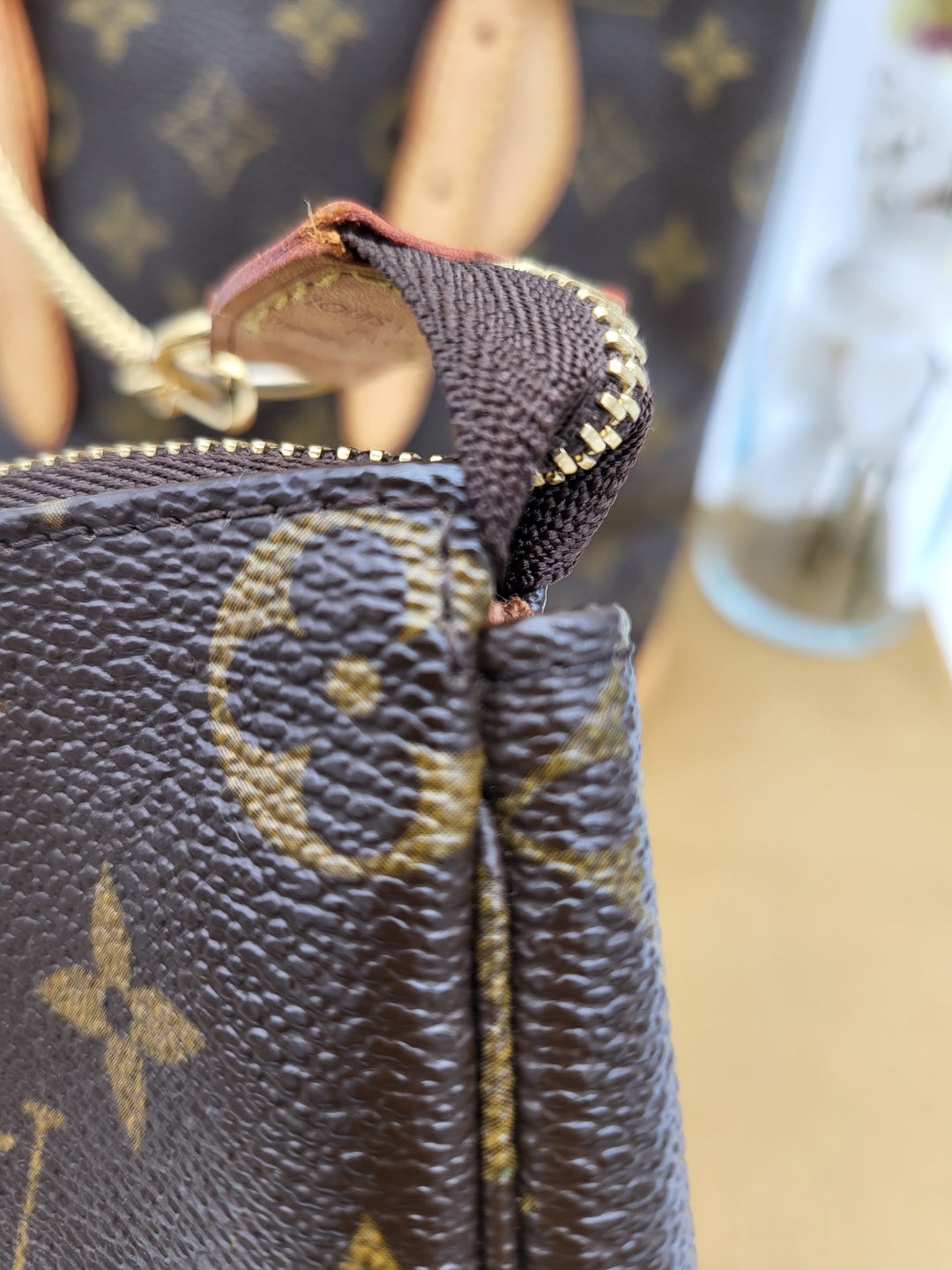 LOUIS VUITTON BUCKET PM MONOGRAM