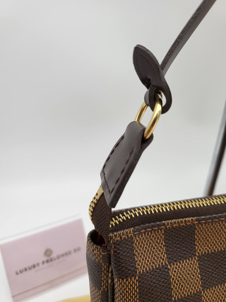 LOUIS VUITTON POCHETTE ACCESSORIES DAMIER