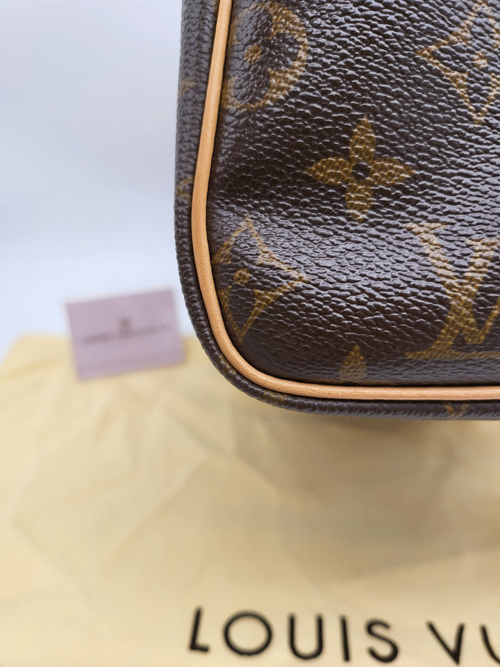 LOUIS VUITTON BANDOULIERE 30 MONOGRAM