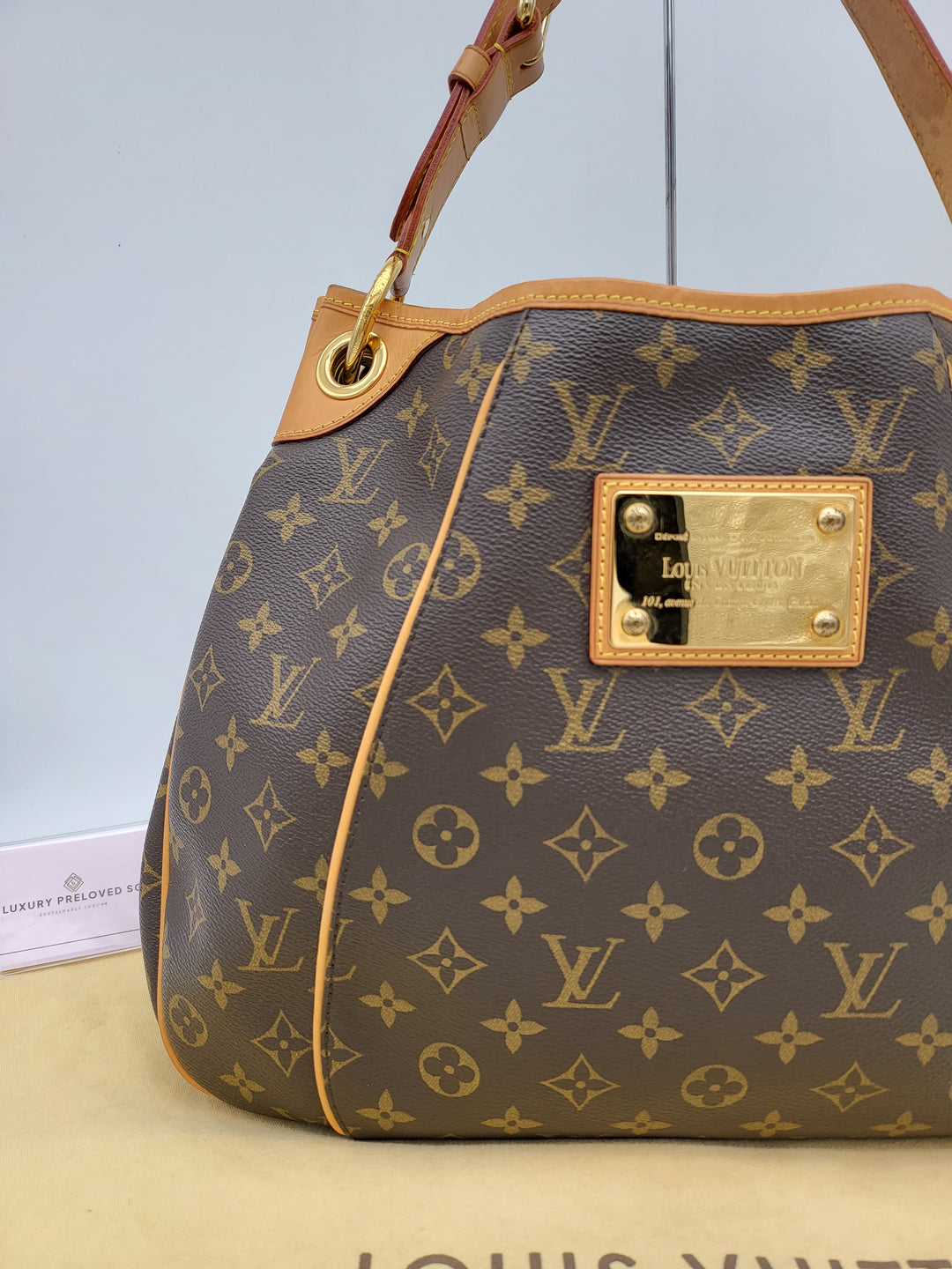 LOUIS VUITTON GALLIERA PM