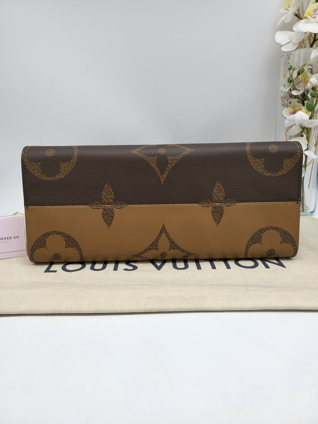 LOUIS VUITTON ON THE GO MM REVERSED