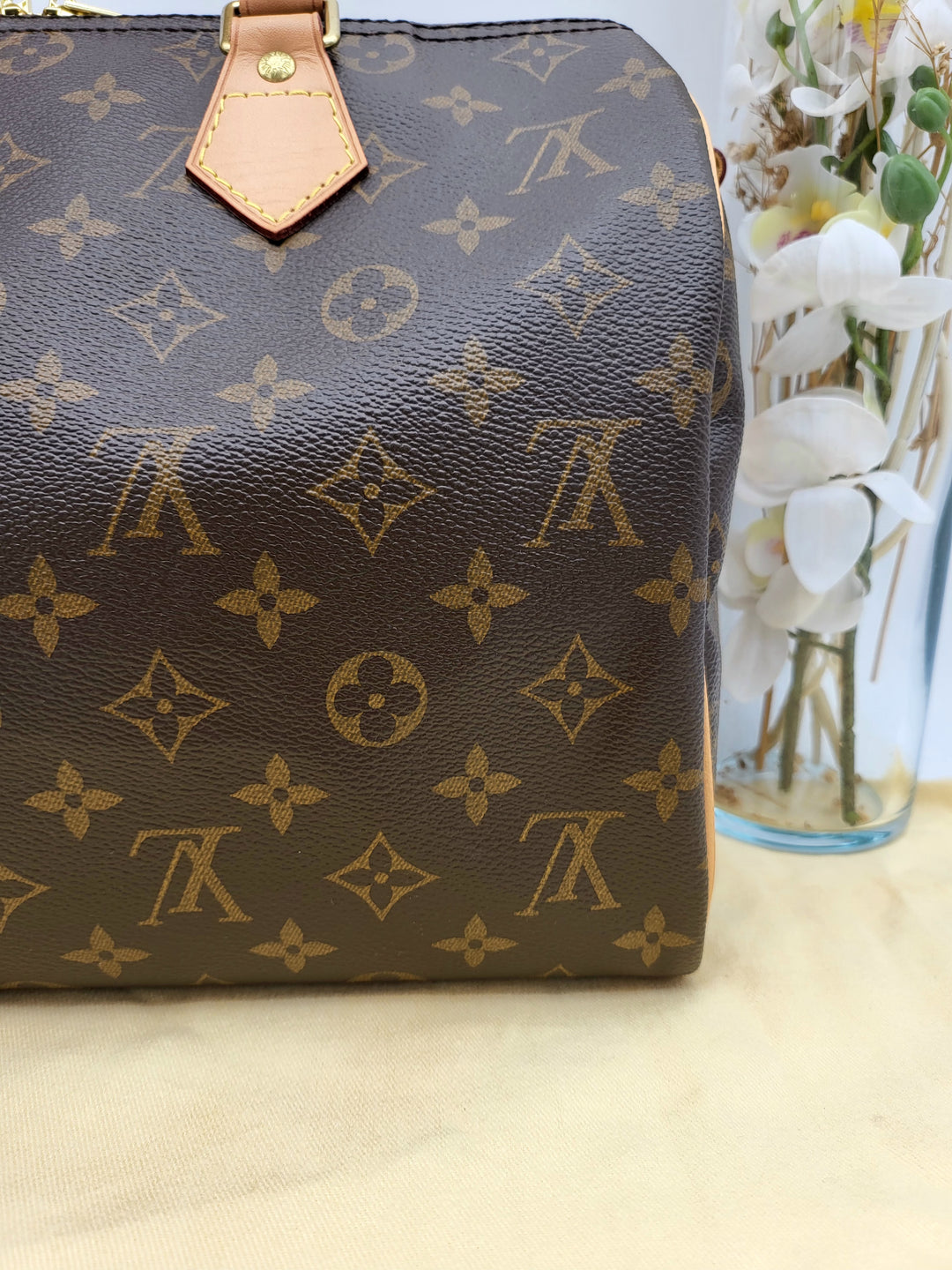 LOUIS VUITTON BANDOULIERE 30 MONOGRAM