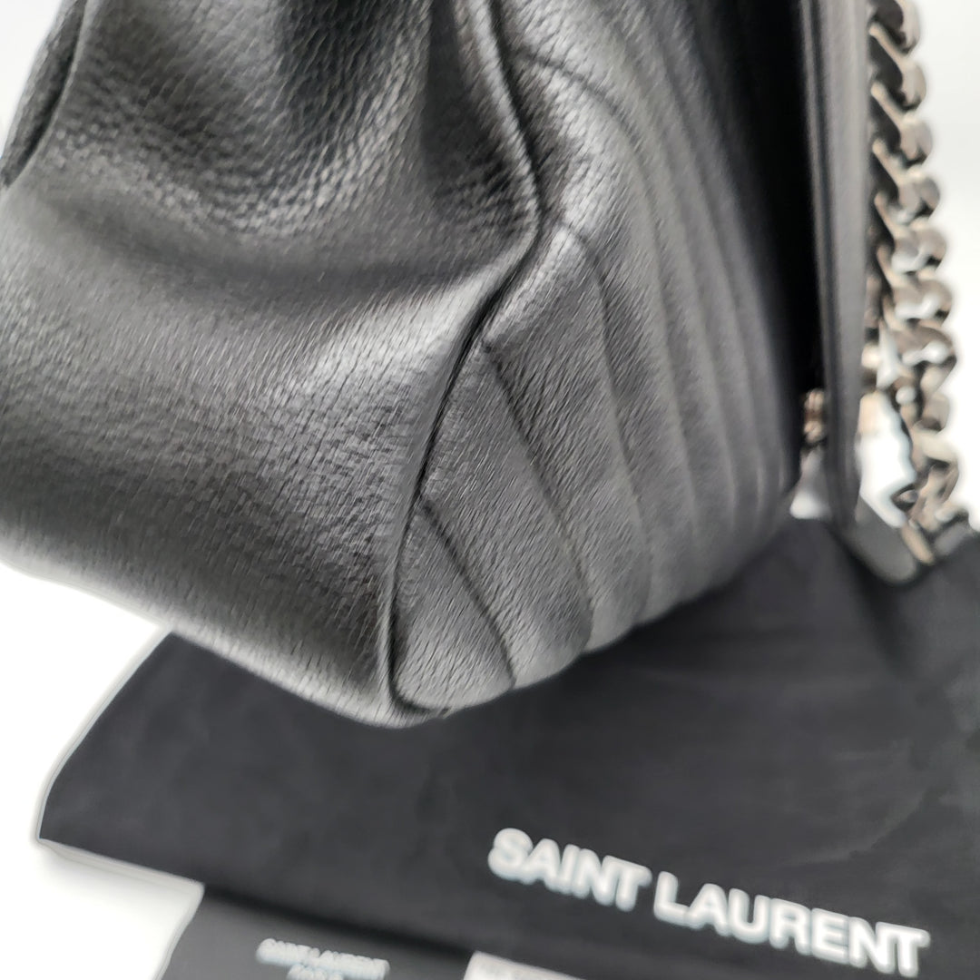 YVES SAINT LAURENT COLLEGE CHEVRON QUILTED BAG