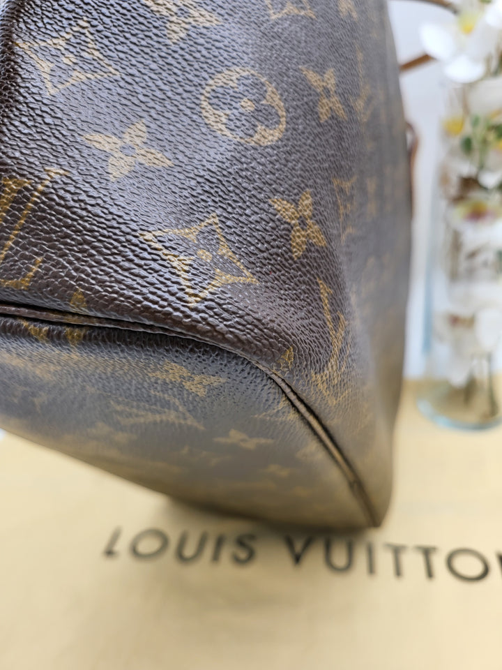 LOUIS VUITTON NEVERFULL MM MONOGRAM