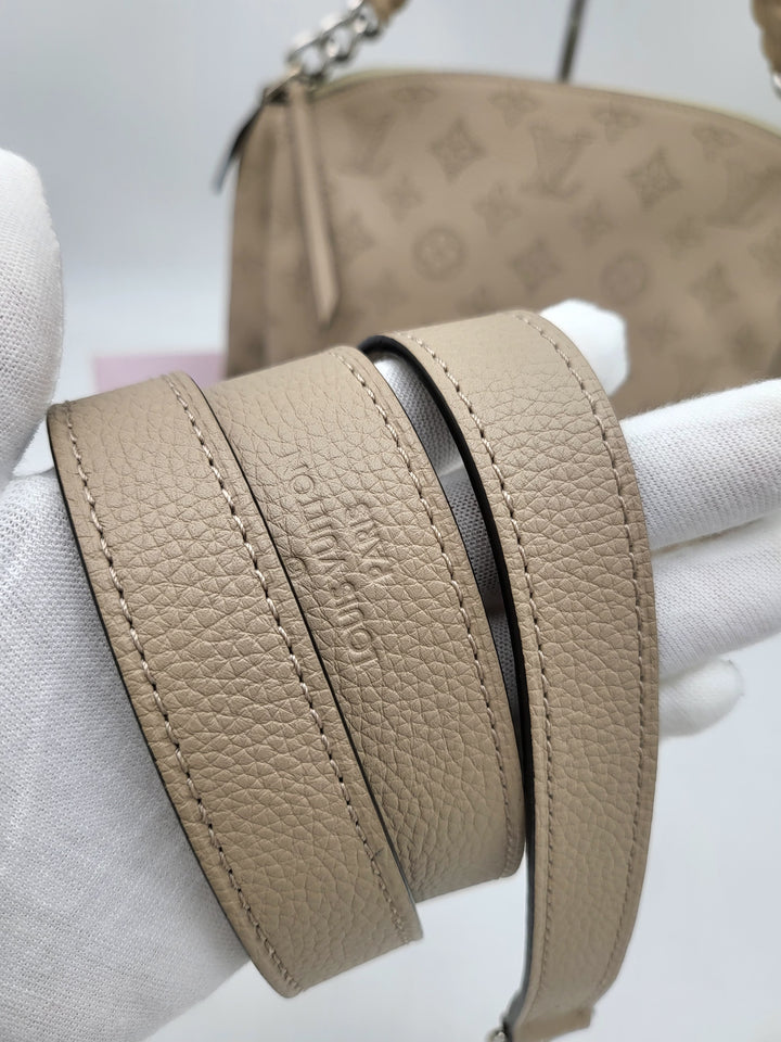 LOUIS VUITTON MAHINA BABYLONE BB