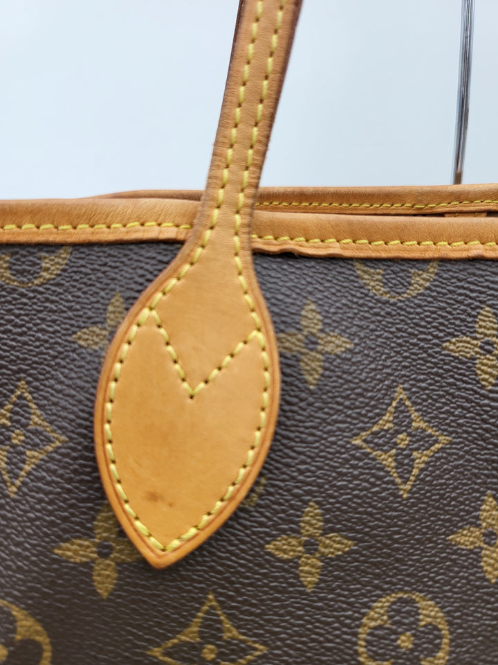 LOUIS VUITTON GM MONOGRAM