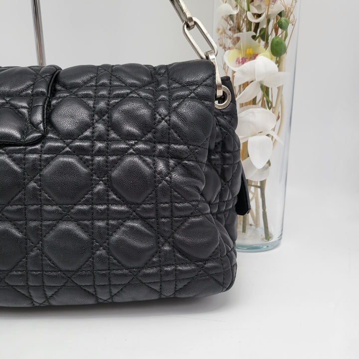 CHRISTIAN DIOR QUILTED CANNAGE NEW LOCK LAMBSKIN SHOULDER BAG