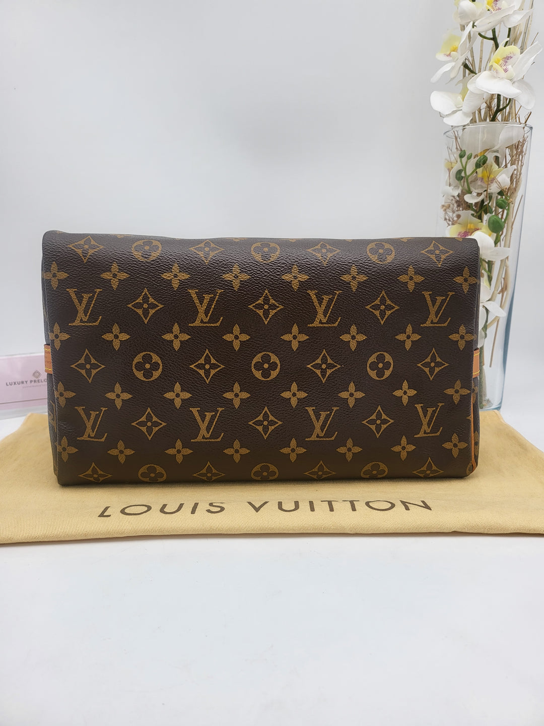 LOUIS VUITTON BANDOULIERE 30 MONOGRAM